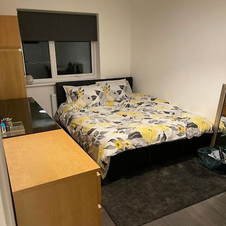 New Modern King Size Room With Ensuite And Parking Manchester Zewnętrze zdjęcie